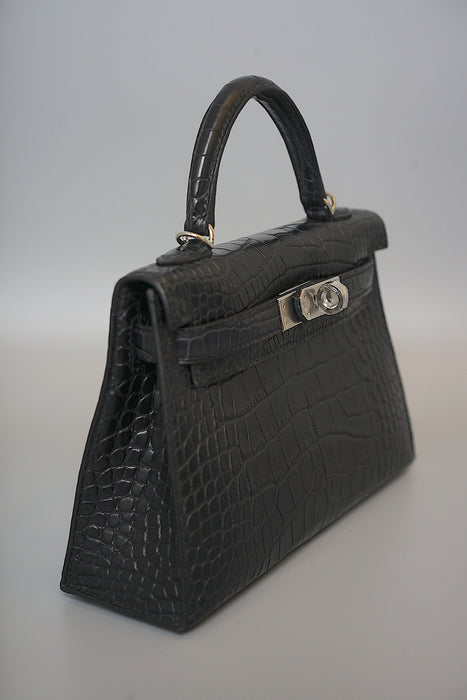 Hermes Kelly 20 in Black Matte Alligator Phw (Brand New)