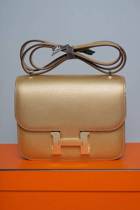 Hermes Constance 18 in Dore Chevre Permabrass (Brand New)