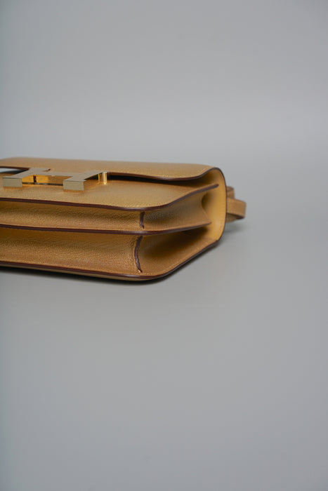 Hermes Constance 18 in Dore Chevre Permabrass (Brand New)