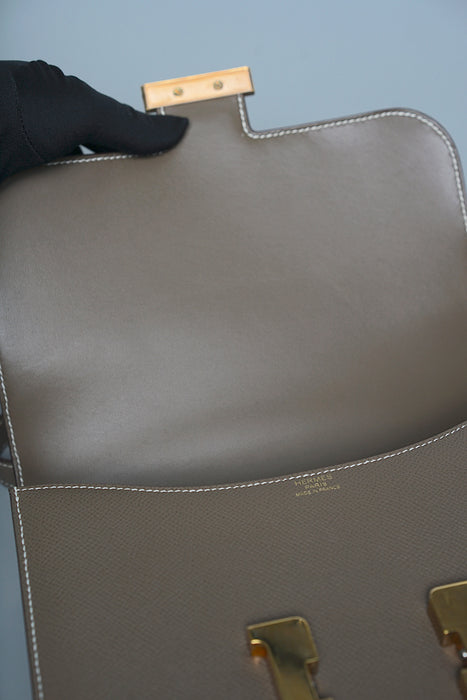 Hermes Constance 24 in Etoupe Epsom Ghw