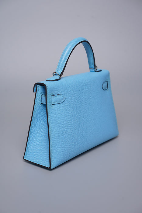 Hermes Kelly 20 in Blue Celeste Epsom Phw