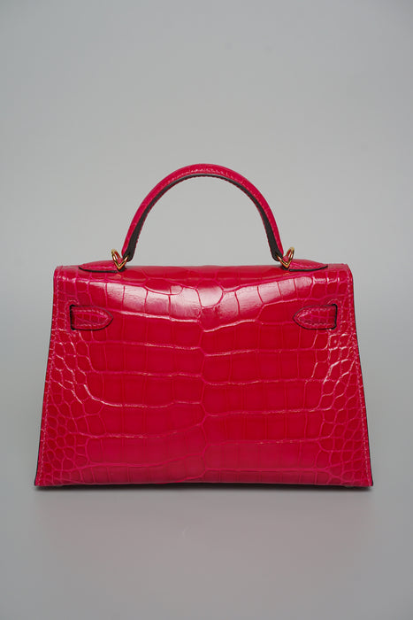 Hermes kelly 20 framboise shiny alligator ghw