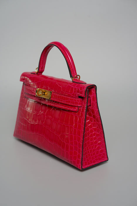 Hermes kelly 20 framboise shiny alligator ghw