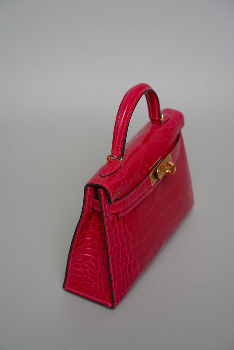 Hermes kelly 20 framboise shiny alligator ghw