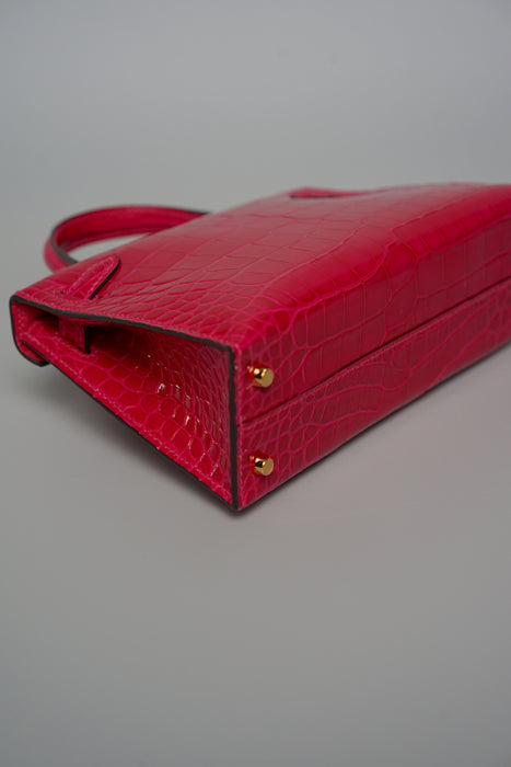 Hermes kelly 20 framboise shiny alligator ghw