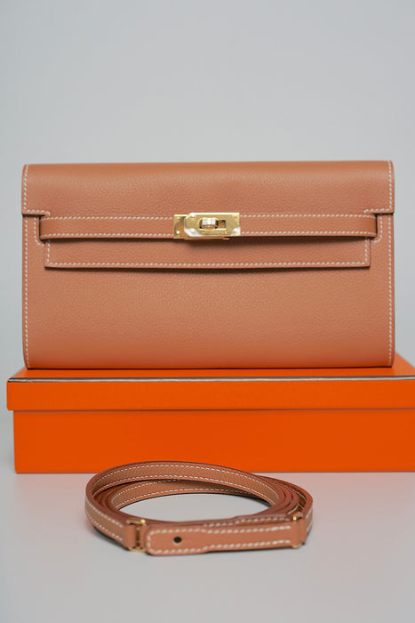 Hermes Kelly To Go in Gold Evercolor Ghw (Brand New)