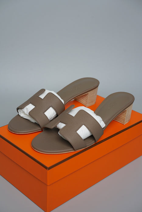 Hermes Oasis Sandals in Etoupe Size 38 (Brand New)