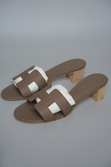 Hermes Oasis Sandals in Etoupe Size 38 (Brand New)