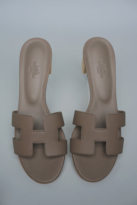 Hermes Oasis Sandals in Etoupe Size 38 (Brand New)