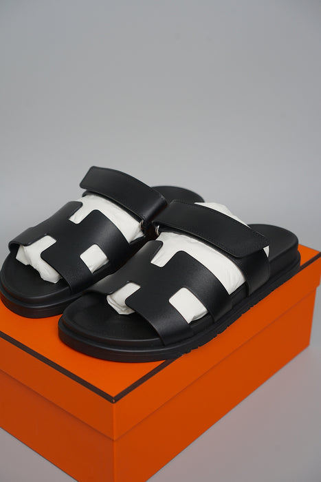 Hermes Chypre Sandals in Noir Size 40 (Brand New)