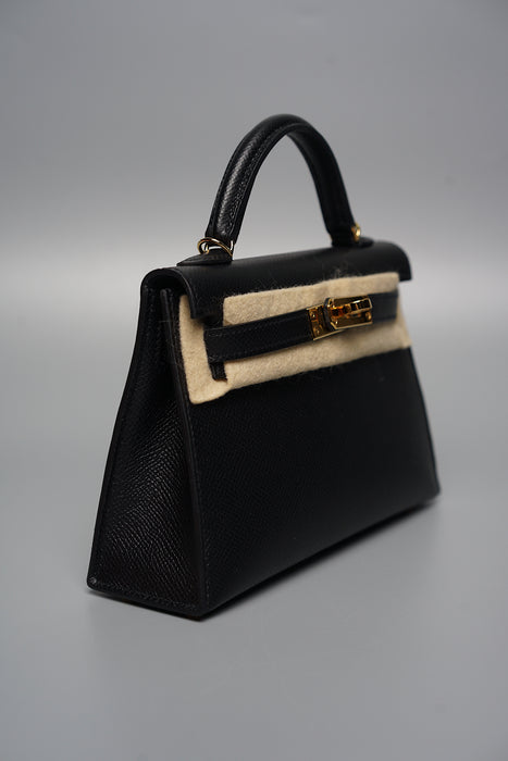 Hermes Kelly 20 in Black Ghw