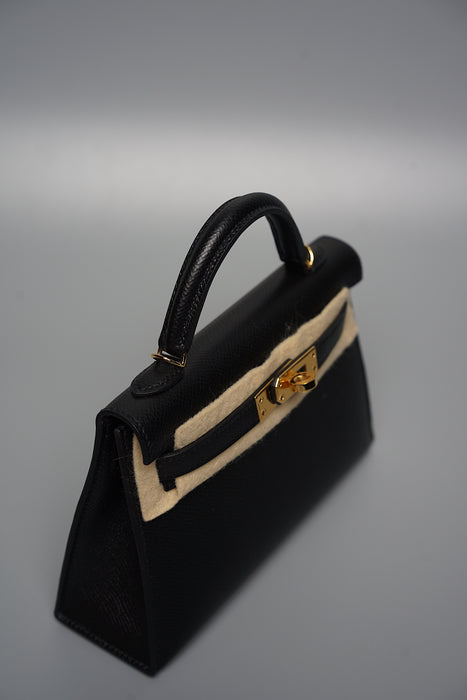 Hermes Kelly 20 in Black Ghw