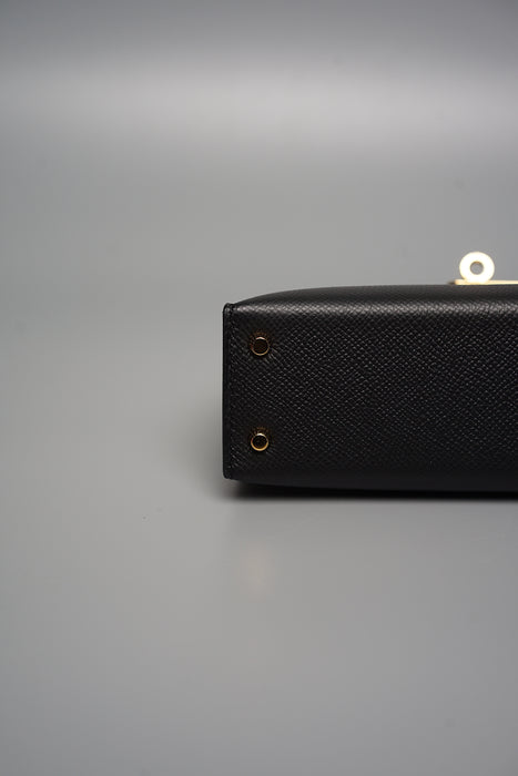 Hermes Kelly 20 in Black Ghw