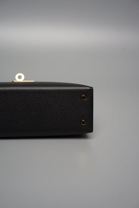 Hermes Kelly 20 in Black Ghw