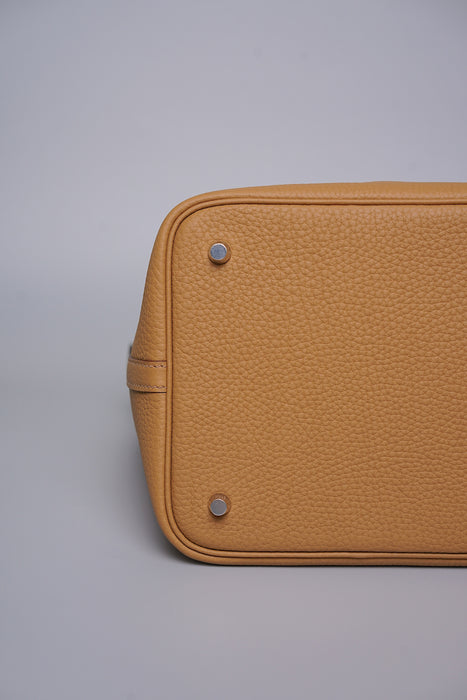 Hermes Picotin 22 in Biscuit Phw (Brand New)
