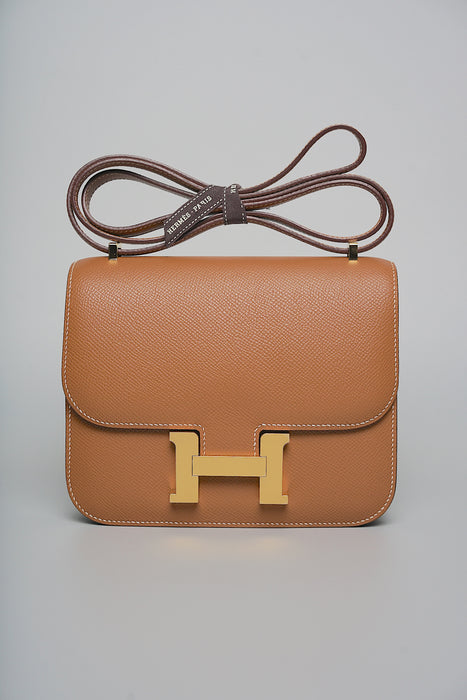 Hermes Constance 18 in Gold Ghw