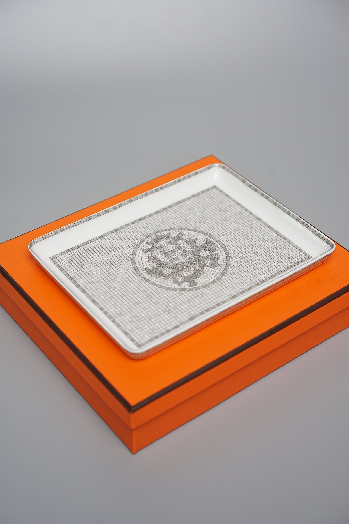 Hermes Mosaique Au 24 Platinum Tray (Brand New)– ORANGEPORTER