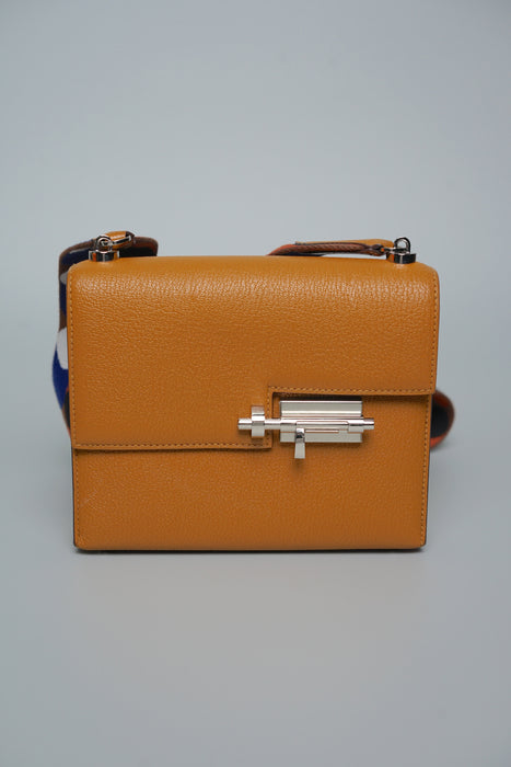 Hermes Verrou Mini Bag in Caramel/Noisette-Cuivre/Noir Phw