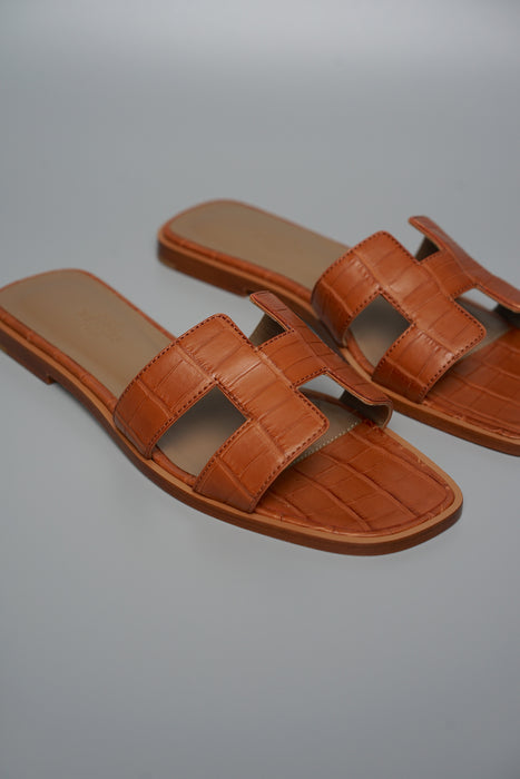 Hermes Oran Sandals in Matte Gold Alligator Size 36.5 (Brand New)