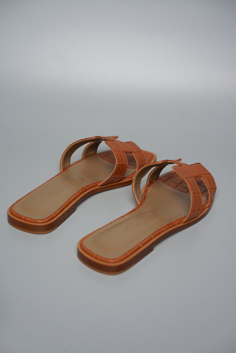 Hermes Oran Sandals in Matte Gold Alligator Size 36.5 (Brand New)