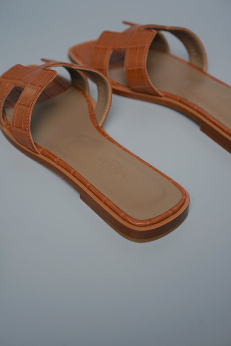 Hermes Oran Sandals in Matte Gold Alligator Size 36.5 (Brand New)