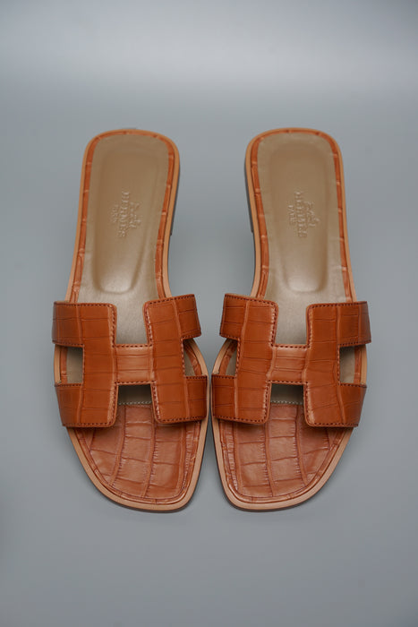 Hermes Oran Sandals in Matte Gold Alligator Size 36.5 (Brand New)