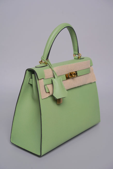 Hermes Kelly 25 in Vert Criquet Epsom Ghw
