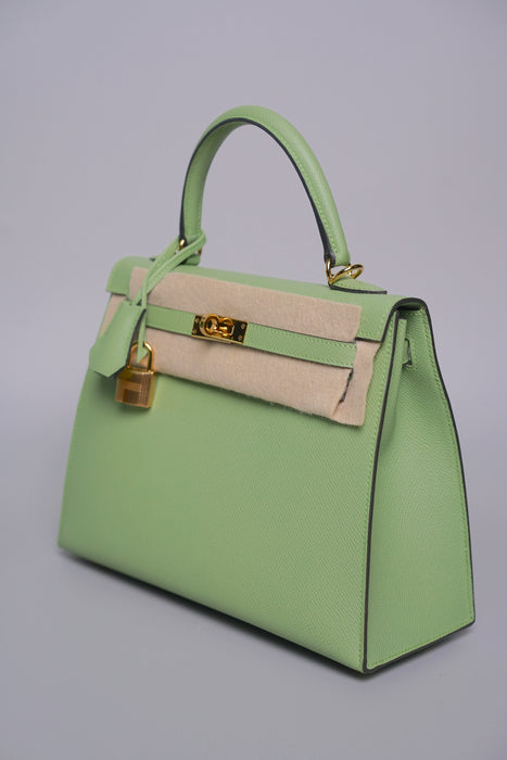 Hermes Kelly 25 in Vert Criquet Epsom Ghw