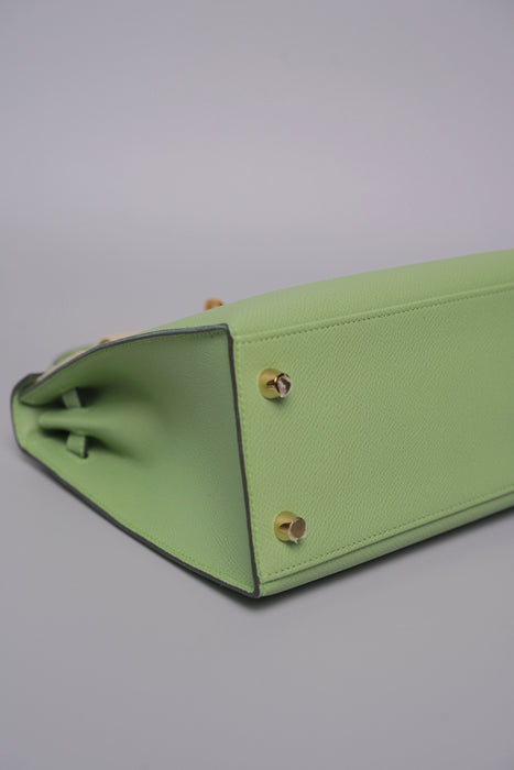 Hermes Kelly 25 in Vert Criquet Epsom Ghw
