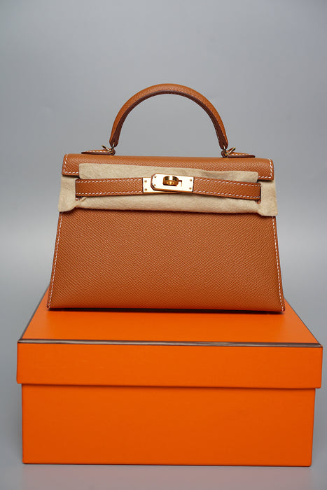 Hermes Kelly 20 in Gold Epsom Ghw (Brand New)