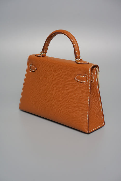 Hermes Kelly 20 in Gold Epsom Ghw (Brand New)