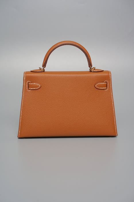 Hermes Kelly 20 in Gold Epsom Ghw (Brand New)