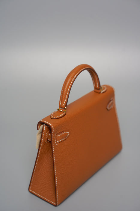 Hermes Kelly 20 in Gold Epsom Ghw (Brand New)