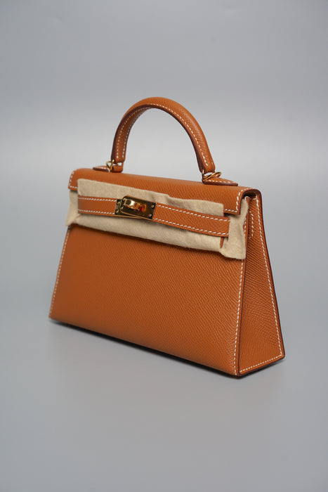 Hermes Kelly 20 in Gold Epsom Ghw (Brand New)