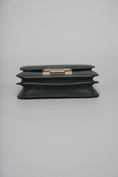 Hermes Constance 18 in Vert Ponce Ghw
