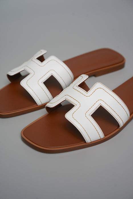 Hermes Oran Sandals in Blanc Size 40 (Brand New)