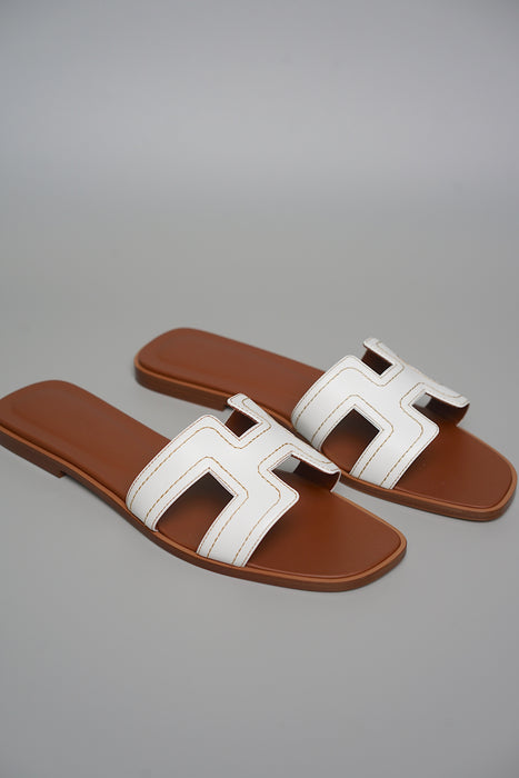 Hermes Oran Sandals in Blanc Size 40 (Brand New)