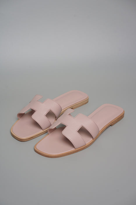 Hermes Oran Sandals in Rose Porcelaine Size 39.5 (Brand New)