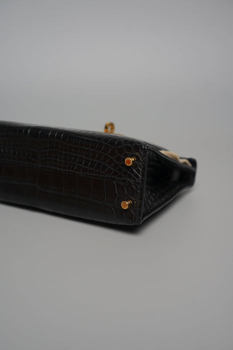 Hermes Kelly 20 in Noir Matte Alligator Ghw