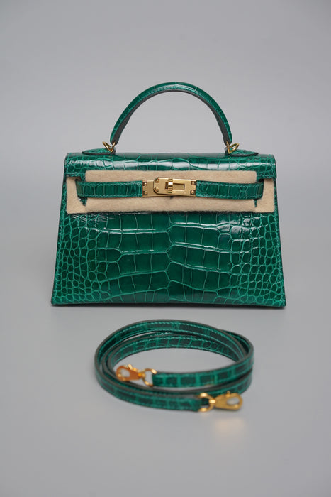 Hermes Kelly 20 in Vert Emerald Shiny Alligator Ghw