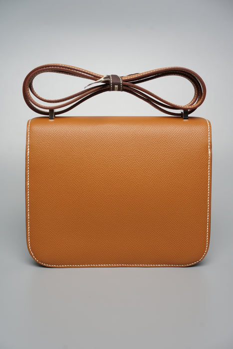 Hermes Constance 18 in Gold Phw (Brand New)