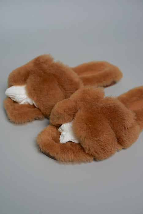 Hermes Oran Sandal Shearling in Naturel Size 36 (Brand New)