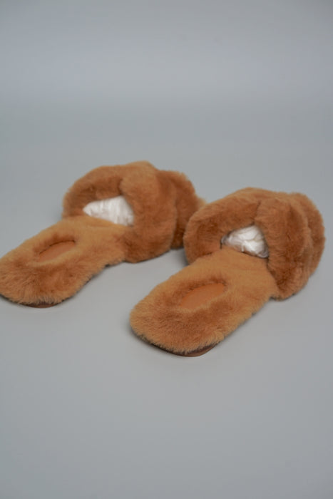 Hermes Oran Sandal Shearling in Naturel Size 36 (Brand New)