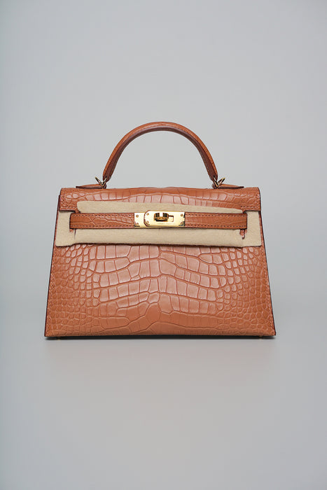 Hermes Kelly 20 in Gold Matte Alligator Ghw (Brand new)