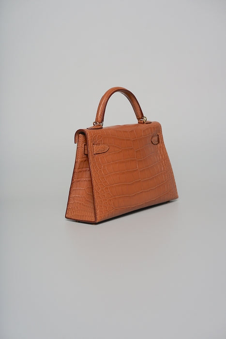 Hermes Kelly 20 in Gold Matte Alligator Ghw (Brand new)