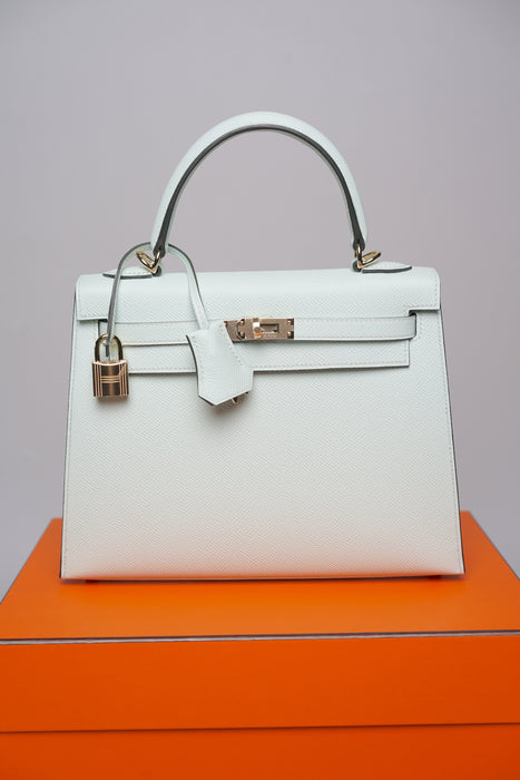 Hermes Kelly 25 in Vert Peppermint Epsom Permabrass (Brand New)