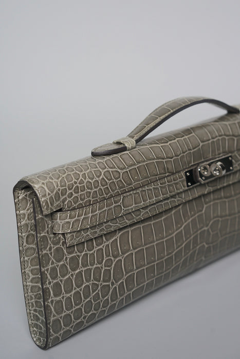 Hermes Kelly Cut in Gris T Shiny Porosus Phw