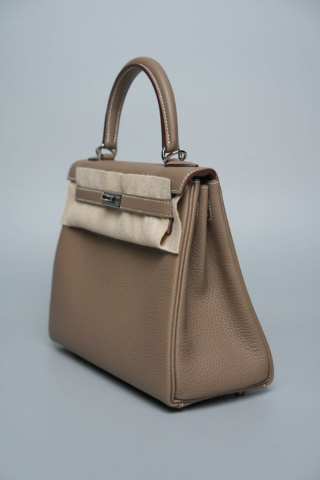 Hermes Kelly 25 in Etoupe Togo Phw (Brand New)