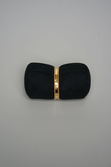 VCA Perlée signature bracelet, medium model in 18K Yellow Gold