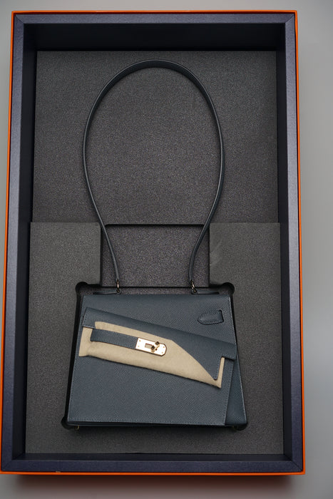Hermes Kelly Sellier Desordre in Gris Misty Permabrass (Brand New)